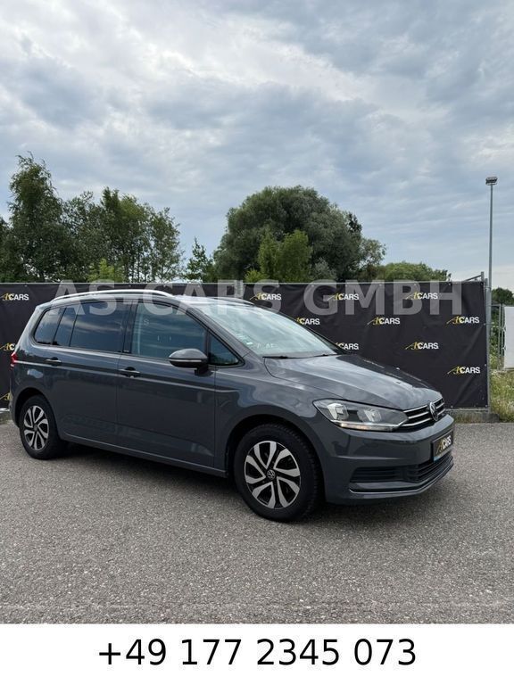 Grau Gebraucht 2021 VW Touran Active Van / Kleinbus | 23.790 € (Fairer Preis) - Bild 1/4