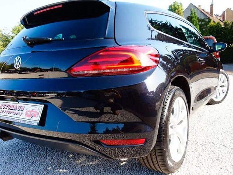 Gebraucht VW Scirocco Allstar 125 PS (91 kW) 2016 Schwarz (metallic) Coupé