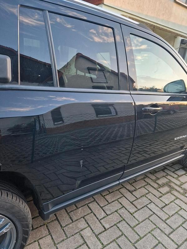 Gebraucht Jeep Compass Limited 170 PS (125 kW) 2015 Schwarz SUV