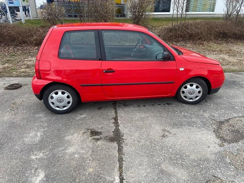 Gebraucht VW Lupo 75 PS (55 kW) 2001 Rot Kleinwagen