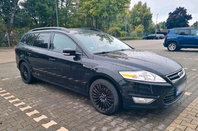 Schwarz Gebraucht 2011 Ford Mondeo Kombi | 3.390 € (Superpreis) - Bild 1/4