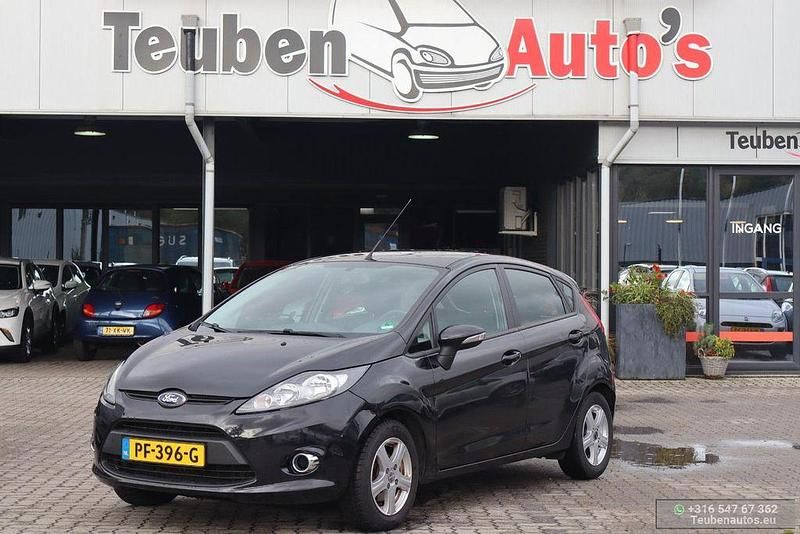 Schwarz Gebraucht 2011 Ford Fiesta Trend Limousine | 3.395 € - Bild 1/4