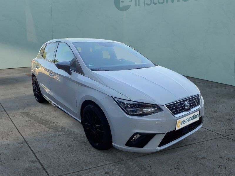 Weiß Gebraucht 2020 Seat Ibiza Black Edition Limousine | 14.290 € (Fairer Preis) - Bild 1/3