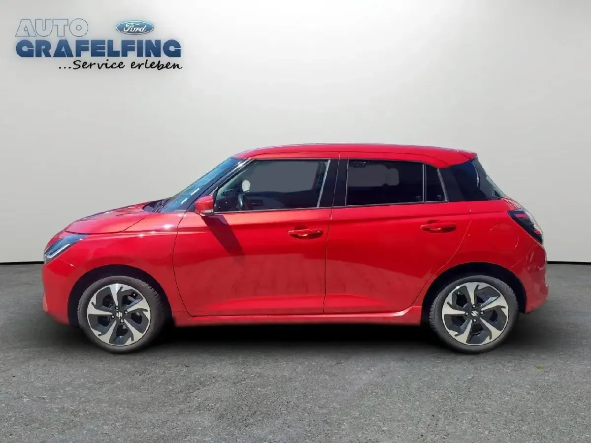 Gebraucht Suzuki Swift Comfort+ 83 PS (61 kW) 2025 Rot Kleinwagen