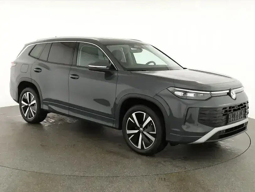 Gebraucht VW Tayron Life 204 PS (150 kW) 2025 Grenadill schwarz metallic SUV
