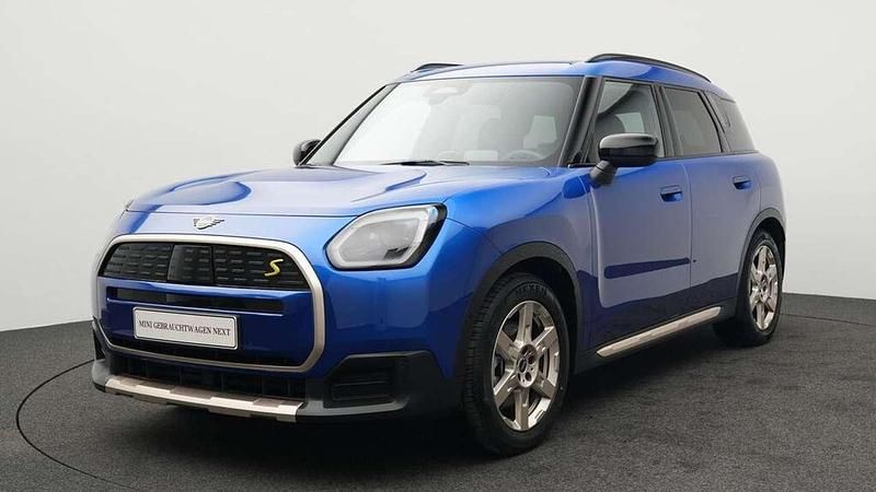 Blau Gebraucht 2024 Mini Countryman Favoured SUV | 39.990 € (Fairer Preis) - Bild 1/4