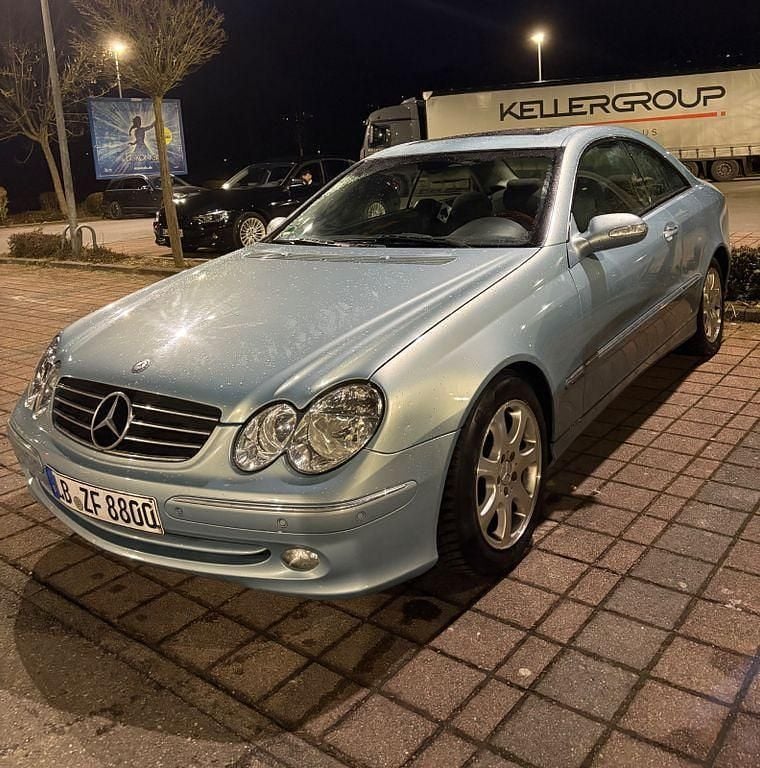 Blau Gebraucht 2004 Mercedes CLK200 Coupé | 2.600 € (Guter Preis) - Bild 1/4