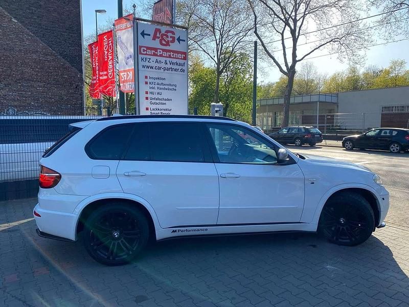 Gebraucht BMW X5 381 PS (280 kW) 2013 Alpinweiss 3 SUV