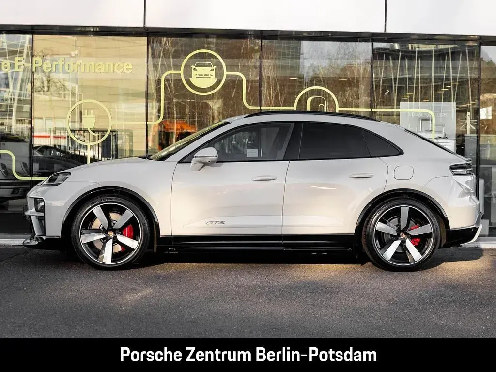 Gebraucht Porsche Macan 419 kW (571 PS) 2026 Weiss SUV