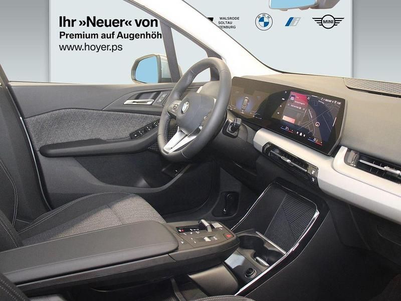 Neu BMW 218 Active Tourer 136 PS (100 kW) 2025 Skyscraper grau metallic Van / Kleinbus