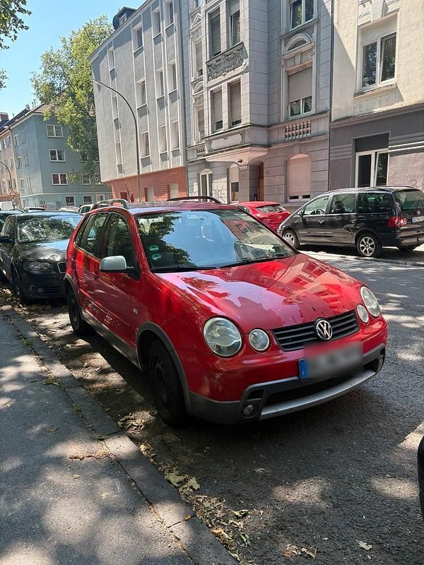 Rot Gebraucht 2005 VW Polo Cross Kleinwagen | 1.250 € (Superpreis) - Bild 1/4