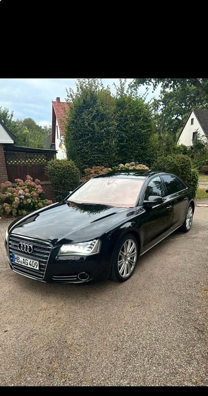 Schwarz Gebraucht 2011 Audi A8 Limousine | 12.199 € (Superpreis) - Bild 1/4