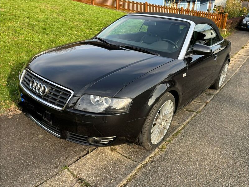 Schwarz Gebraucht 2002 Audi A4 Cabriolet Design Cabrio | 13.900 € - Bild 1/4