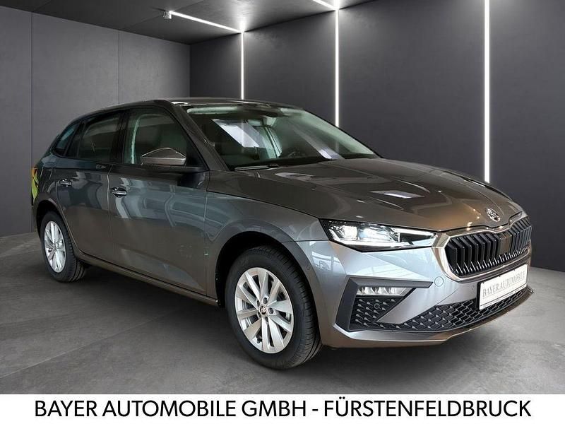 Grau Gebraucht 2024 Skoda Scala Selection Kleinwagen | 31.490 € - Bild 1/4