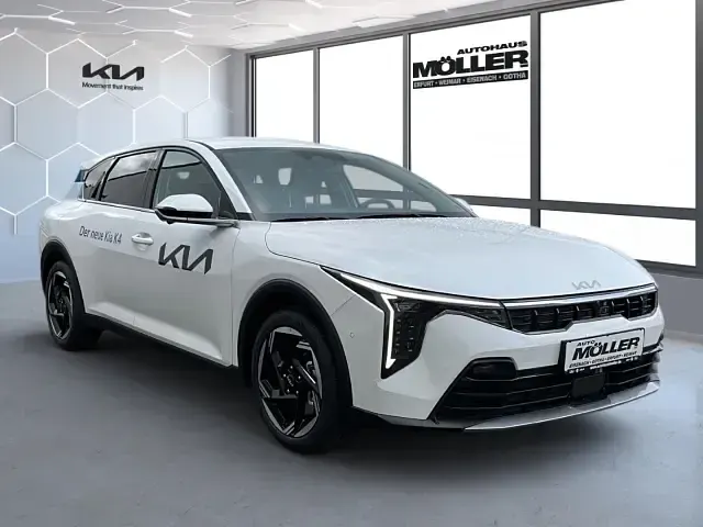 Neu Kia K4 Spirit 150 PS (110 kW) 2026 Weiss Limousine