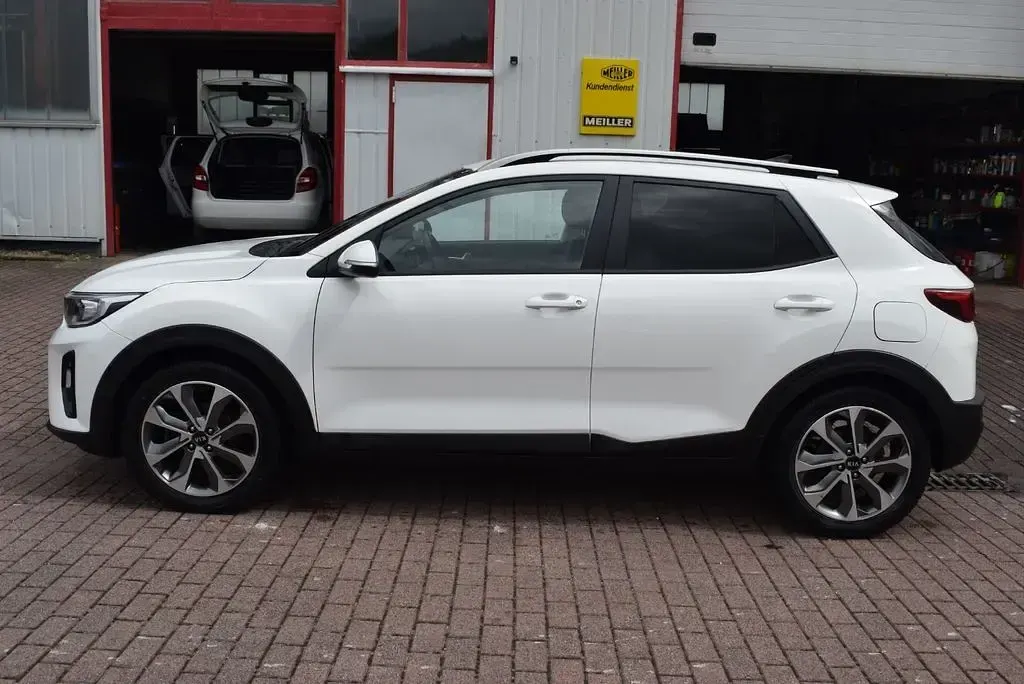 Gebraucht Kia Stonic Vision 99 PS (72 kW) 2019 Weiß SUV