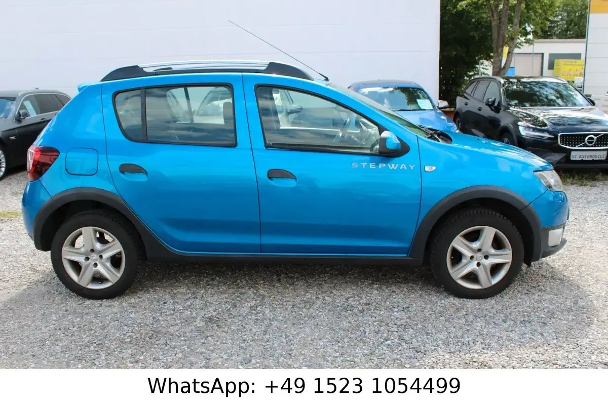 Gebraucht Dacia Sandero Prestige 90 PS (66 kW) 2013 Blau Kleinwagen