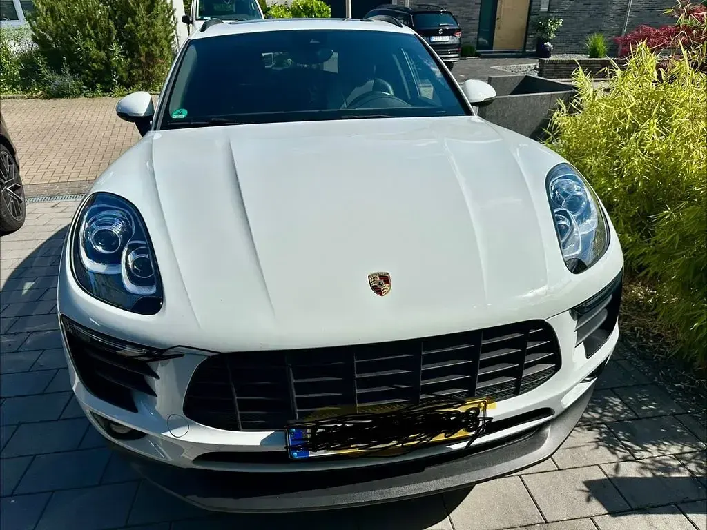 Gebraucht Porsche Macan 252 PS (185 kW) 2018 Weiß SUV