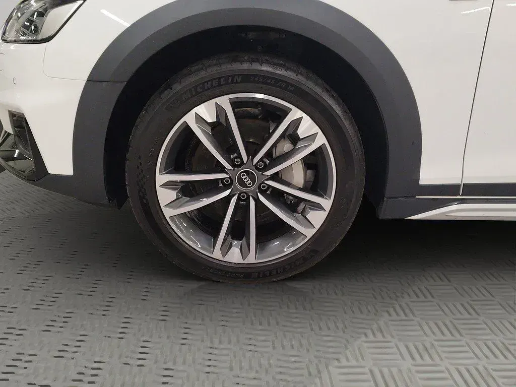 Gebraucht Audi A4 Allroad Ambiente 204 PS (150 kW) 2022 Ibisweiß Kombi