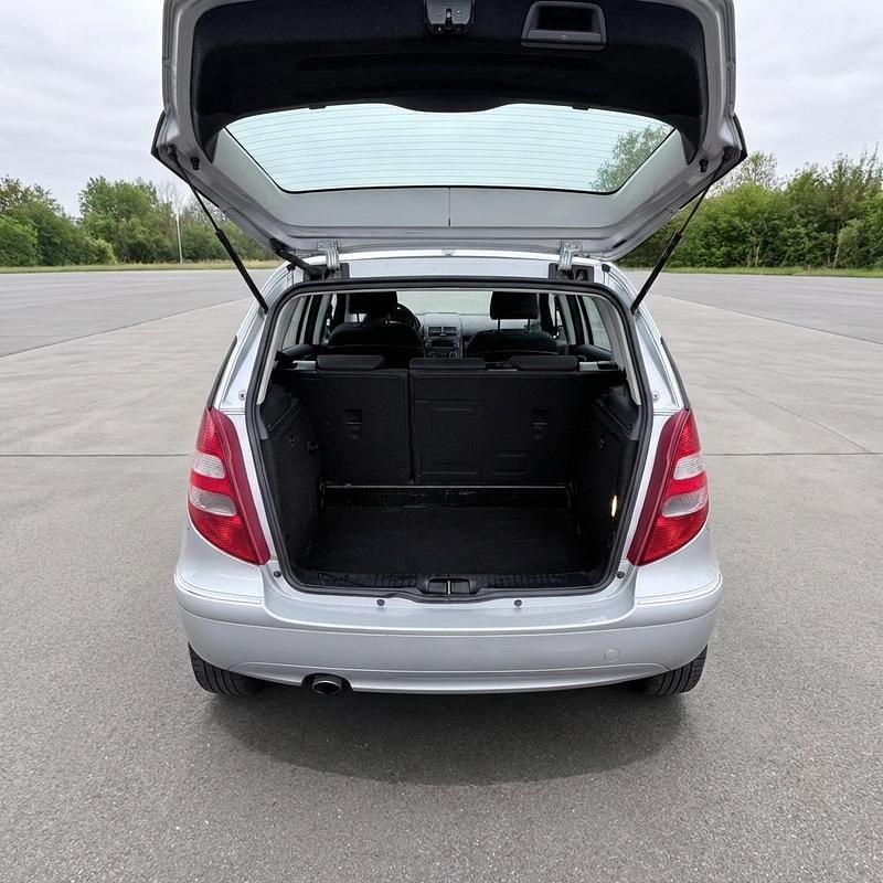 Gebraucht Mercedes A150 95 PS (69 kW) 2006 Silber Kleinwagen