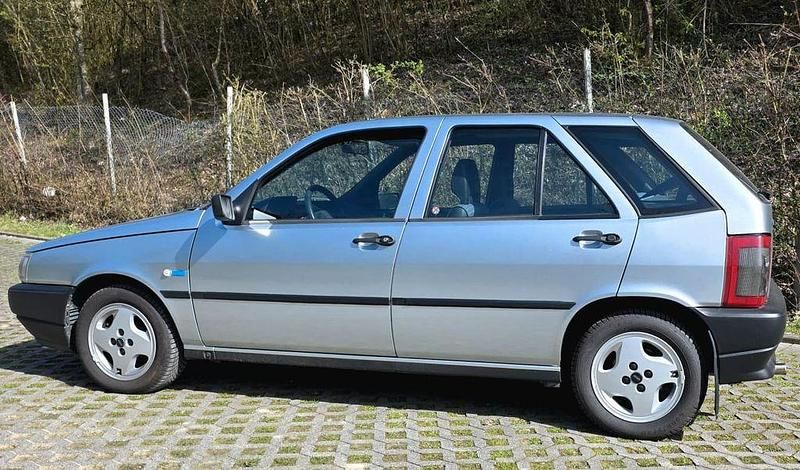 Gebraucht Fiat Tipo S 70 PS (51 kW) 1994 Silber Kleinwagen