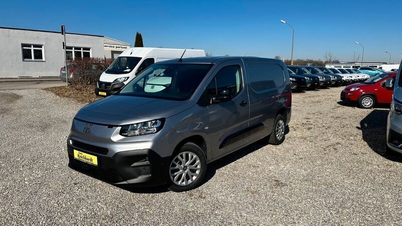 Silber Neu 2024 Fiat Doblò Van / Kleinbus | 28.310 € (Guter Preis) - Bild 1/4