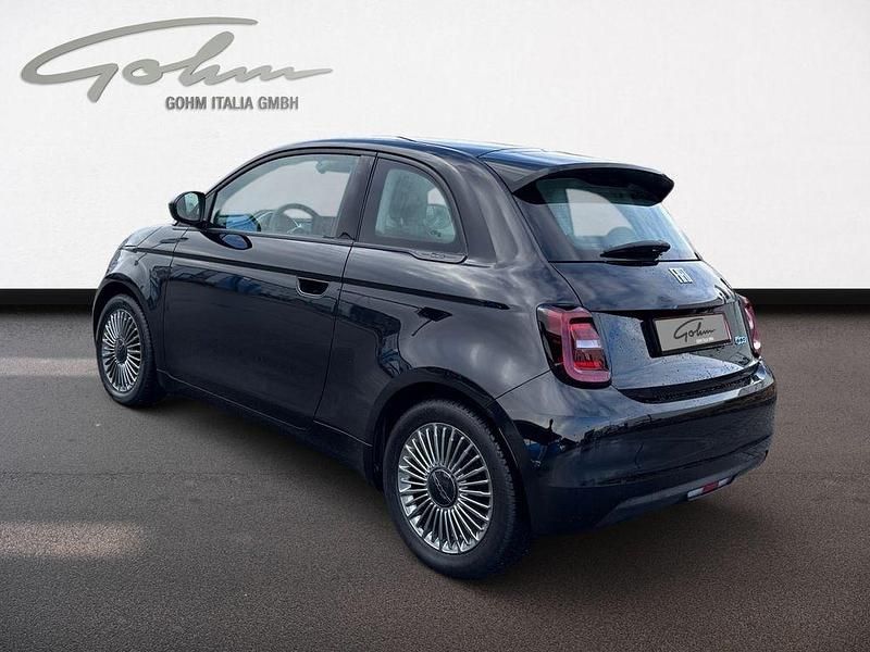 Gebraucht Fiat 500e Icon 86 kW (118 PS) 2022 Schwarz Limousine