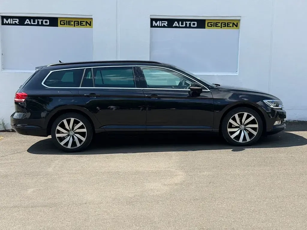 Gebraucht VW Passat 150 PS (110 kW) 2019 Deep black Kombi