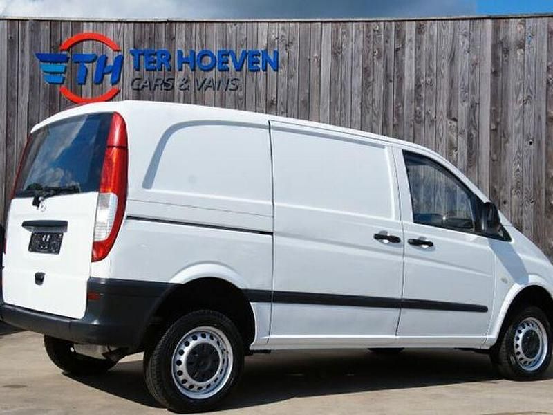 Gebraucht Mercedes Vito 109 PS (80 kW) 2007 Weiß Van