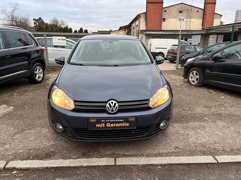 Blau Gebraucht 2011 VW Golf Team Limousine | 7.600 € (Etwas zu teuer) - Bild 1/4