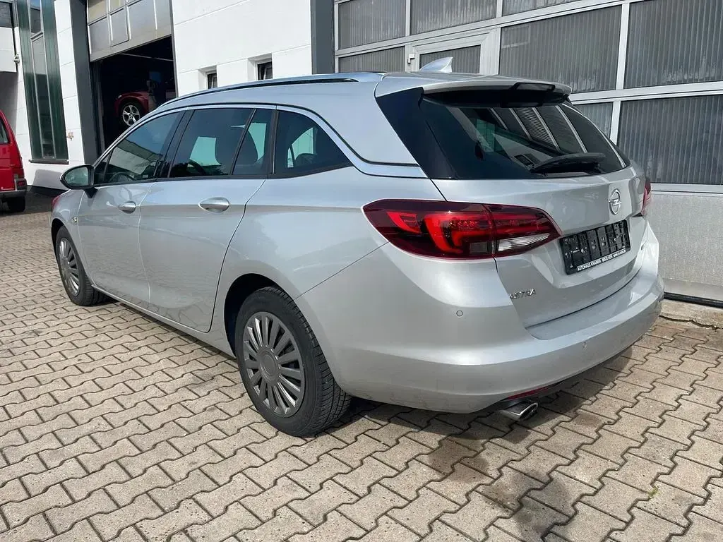 Gebraucht Opel Astra 160 PS (117 kW) 2018 Silber Limousine