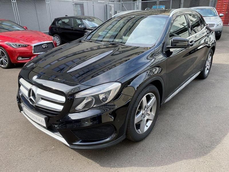 Schwarz Gebraucht 2014 Mercedes GLA250 AMG SUV | 19.900 € (Guter Preis) - Bild 1/4