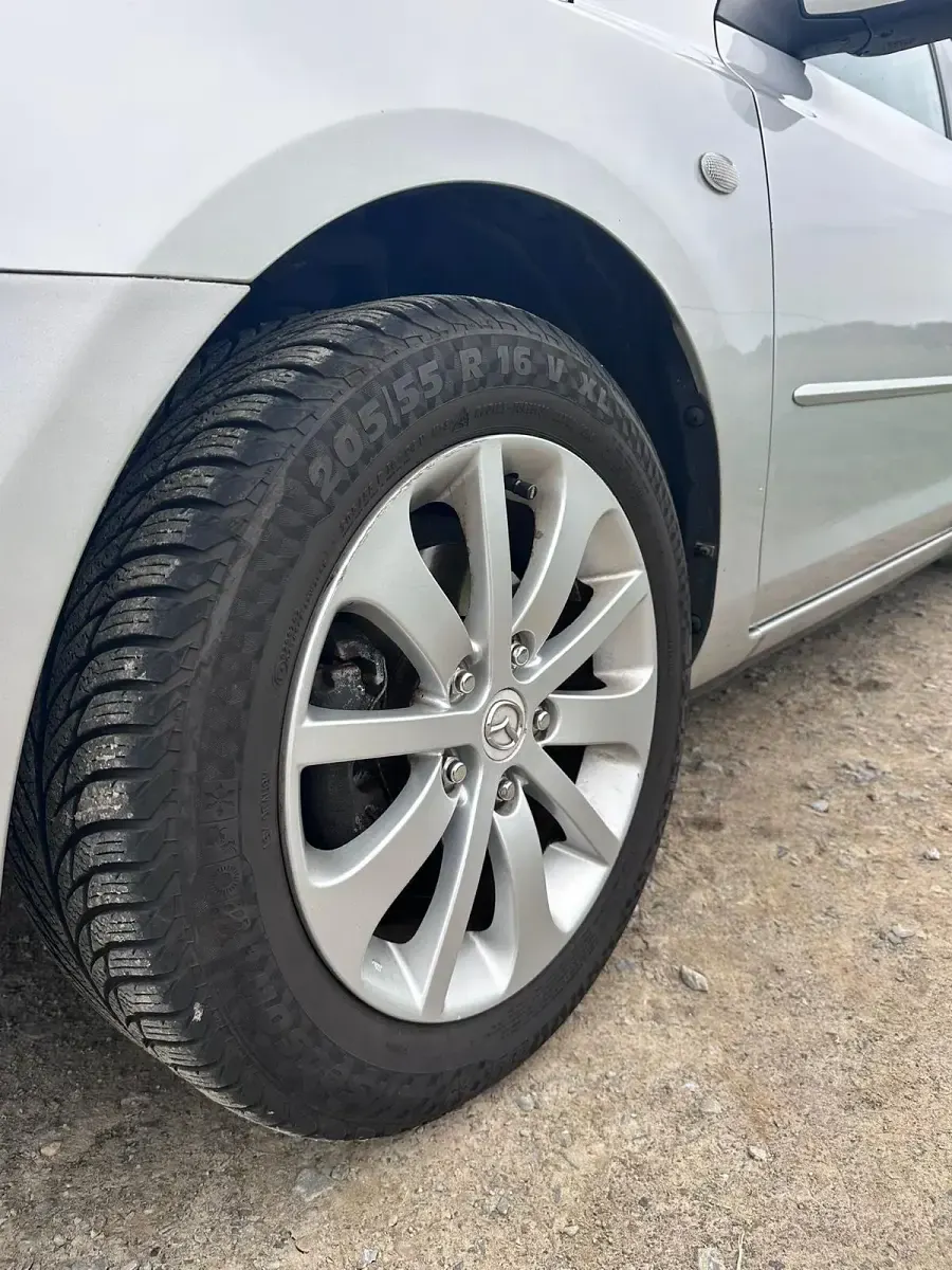 Gebraucht Mazda 3 105 PS (77 kW) 2005 Silber Limousine