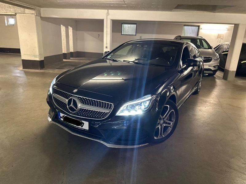 Gebraucht Mercedes CLS500 Shooting Brake 408 PS (300 kW) 2015 Schwarz Kombi