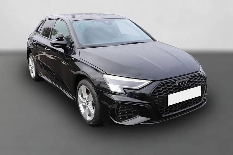 Gebraucht Audi A3 S-Line 150 PS (110 kW) 2023 Schwarz Limousine