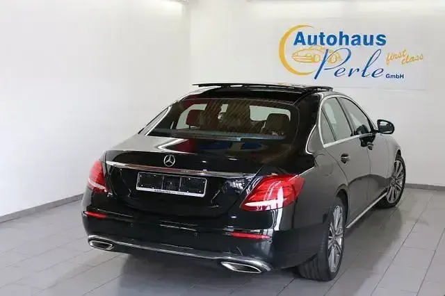 Gebraucht Mercedes E450 367 PS (269 kW) 2019 Schwarz Limousine