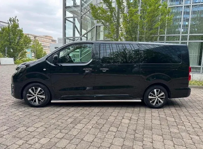 Gebraucht Toyota Proace 177 PS (130 kW) 2017 Schwarz Van / Kleinbus