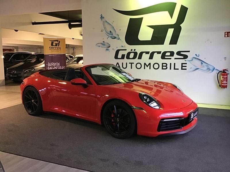 Rot Gebraucht 2019 Porsche 911 Carrera 4S Cabriolet Cabrio | 117.850 € (Superpreis) - Bild 1/4