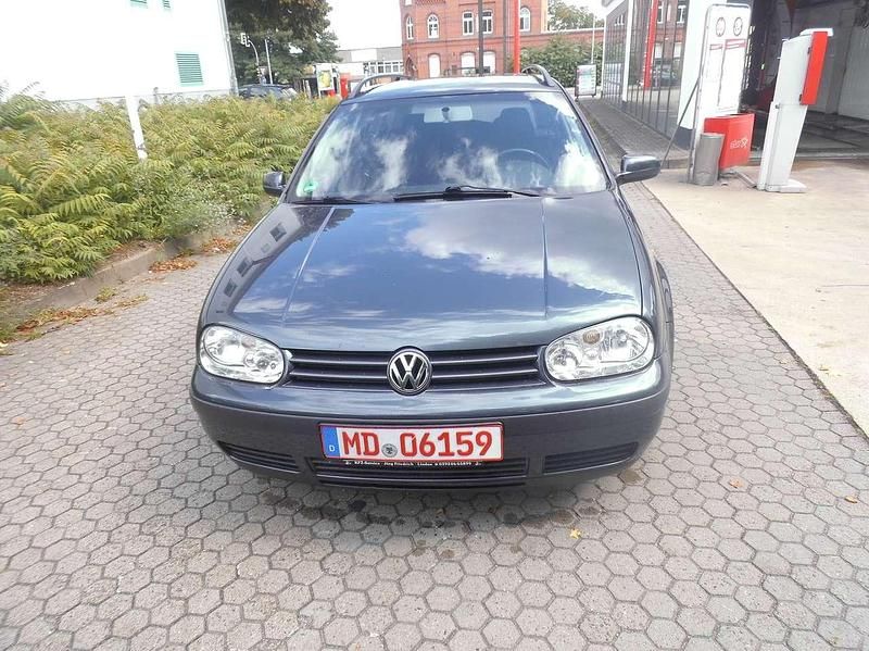 Grau Gebraucht 2001 VW Golf IV Kombi | 1.400 € (Fairer Preis) - Bild 1/4