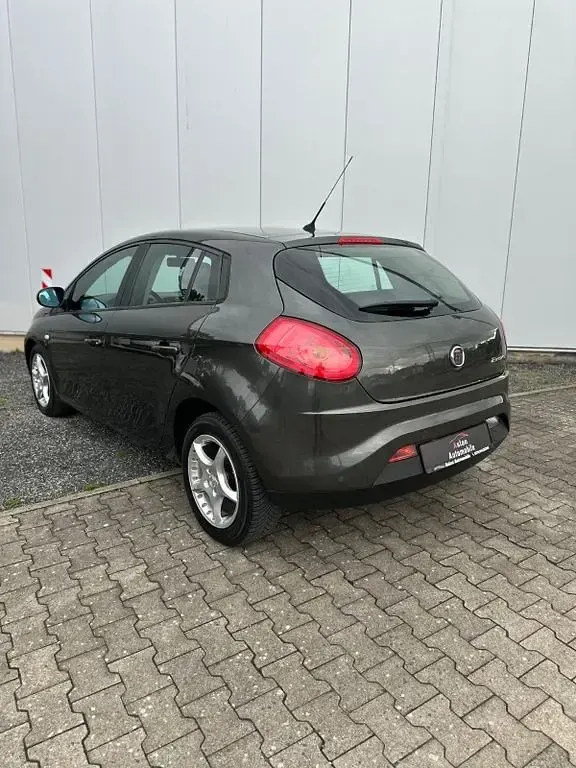 Gebraucht Fiat Bravo Dynamic 150 PS (110 kW) 2009 Braun Kleinwagen