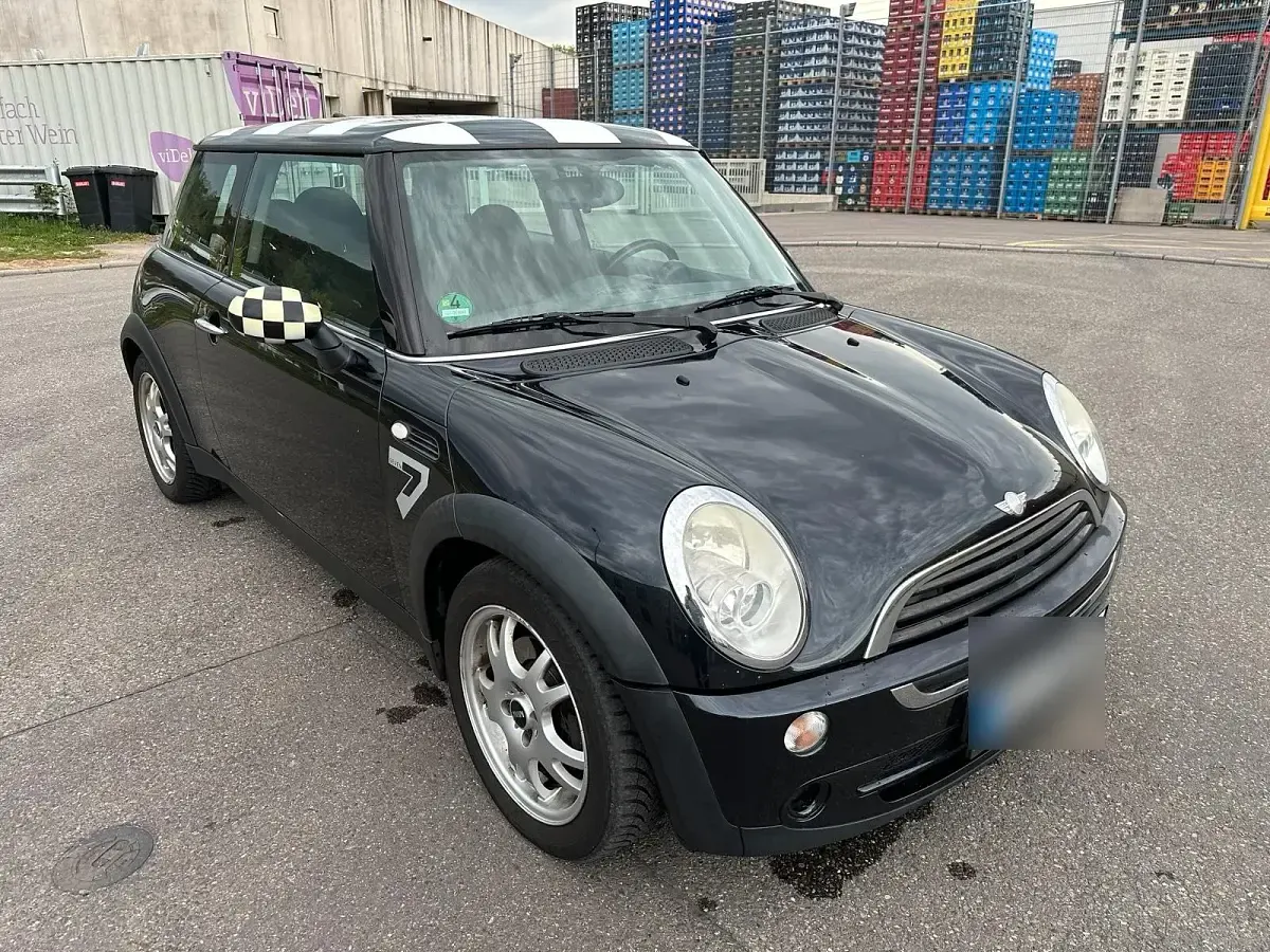 Gebraucht Mini Cooper 90 PS (66 kW) 2006 Schwarz Kleinwagen