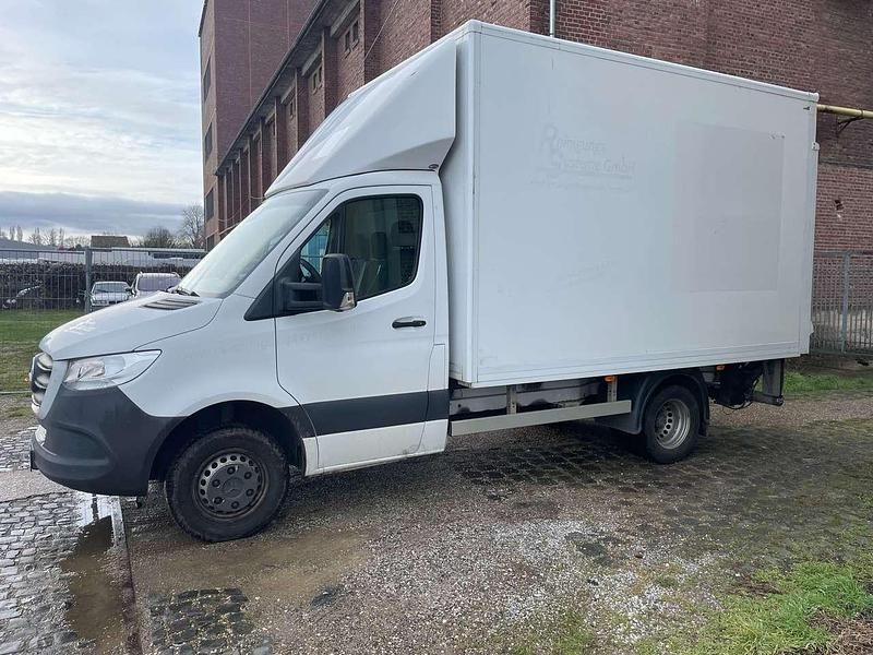 Second-hand Mercedes Sprinter 163 CP (119 kW) 2019 Alb Van