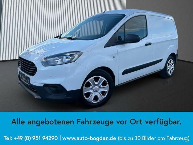 Gebraucht Ford Transit Trend 101 PS (74 kW) 2022 Weiß Van / Kleinbus
