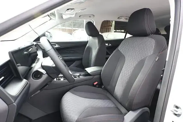 Neu MG HS Comfort 224 PS (164 kW) 2026 Pearl white pearl white SUV