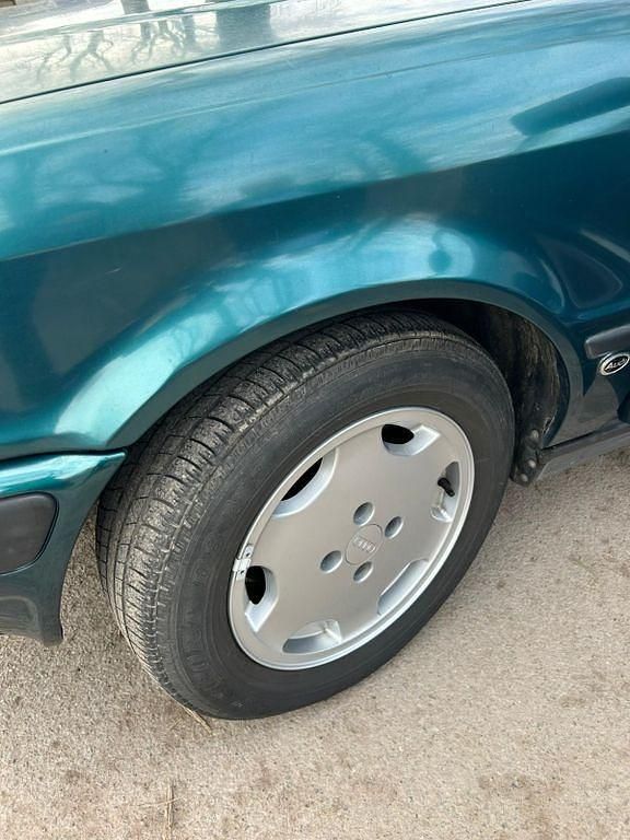 Second-hand Audi 80 116 CP (85 kW) 1992 Verde Berlinǎ