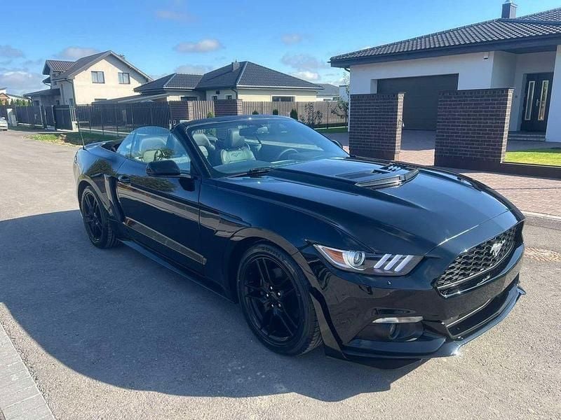 Gebraucht Ford Mustang 305 PS (224 kW) 2017 Schwarz Cabrio