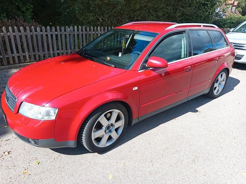 Rot Gebraucht 2002 Audi A4 S-Line Kombi | 1.850 € (Fairer Preis) - Bild 1/4