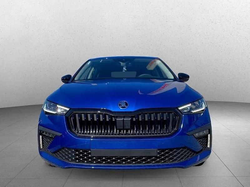Neu Skoda 110 R Drive 150 PS (110 kW) 2025 Blau Limousine
