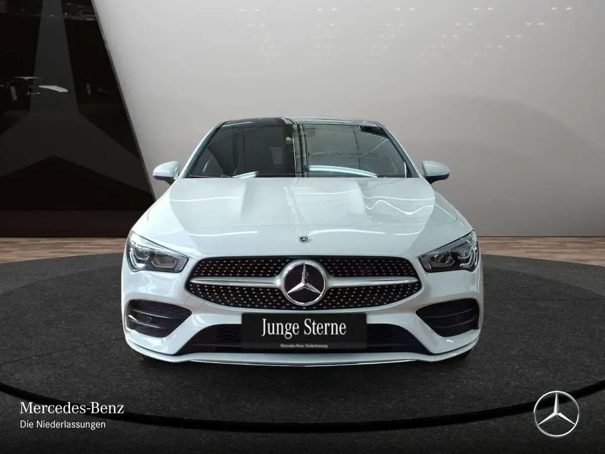 Gebraucht Mercedes CLA250e AMG 160 PS (117 kW) 2022 Weiß Coupé