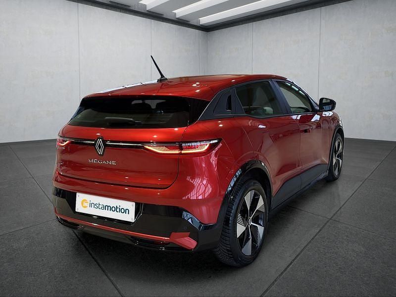 Gebraucht Renault Mégane Equilibre 96 kW (131 PS) 2022 Rot Limousine